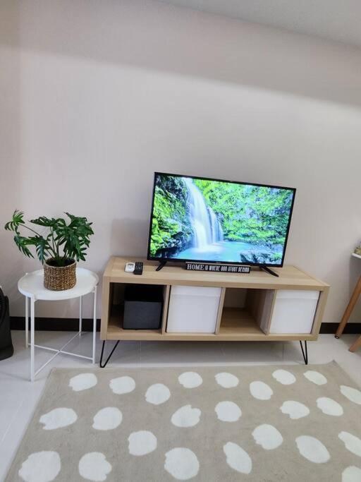 Cosy Executive 1 Bedroom Uptown Parksuites Ultra Fast Internet Manila Bagian luar foto